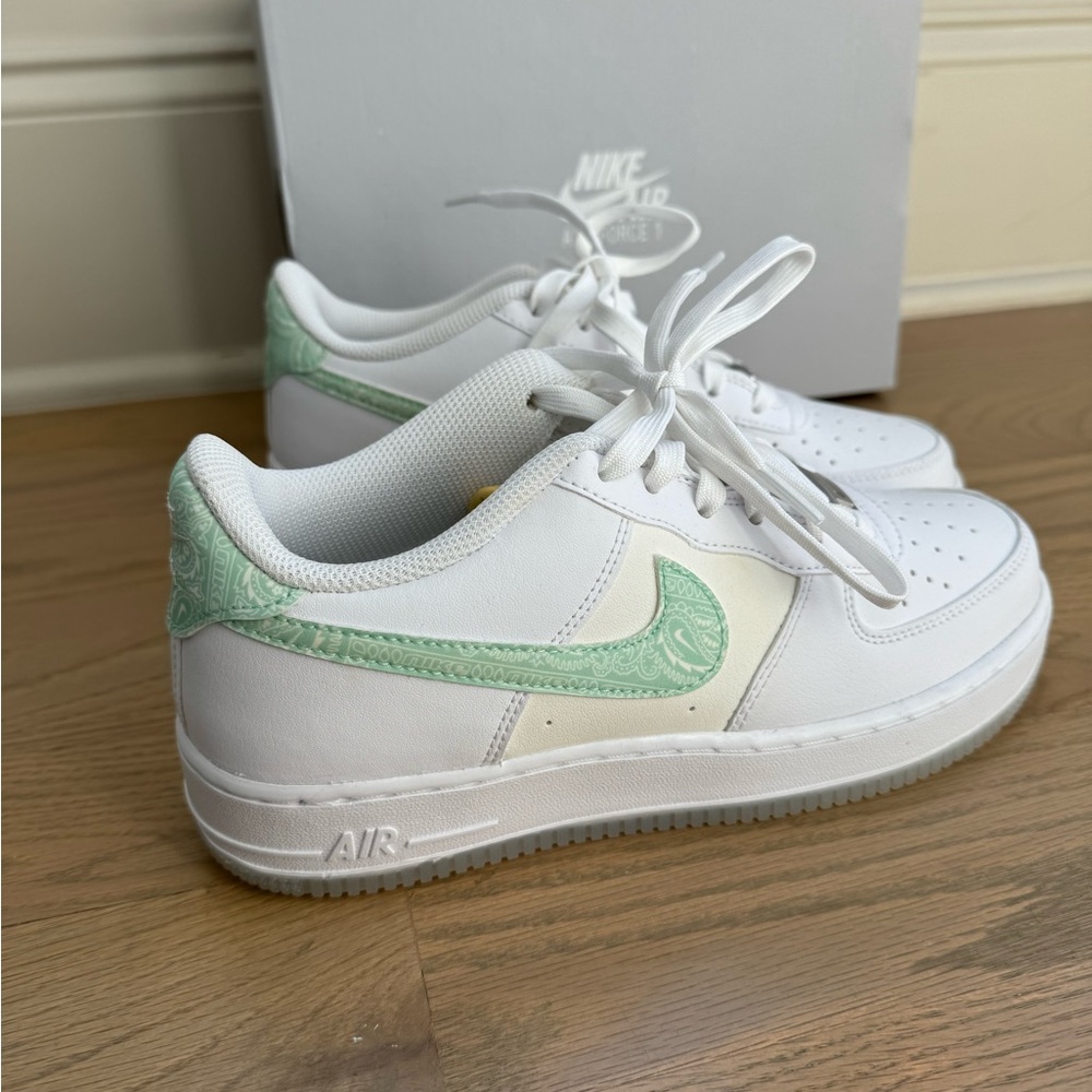 Pre owned NIKE AF 1 Mint and paisley